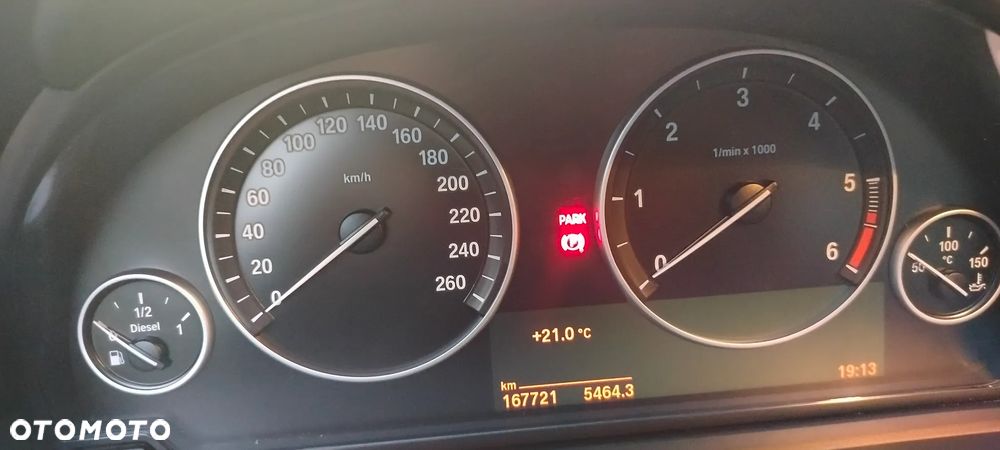 BMW Seria 5 520d Luxury Line - 14