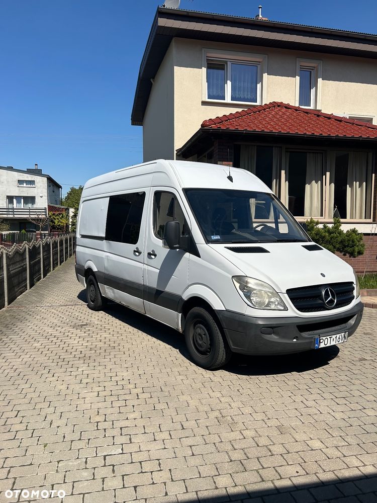 Mercedes-Benz Sprinter - 1