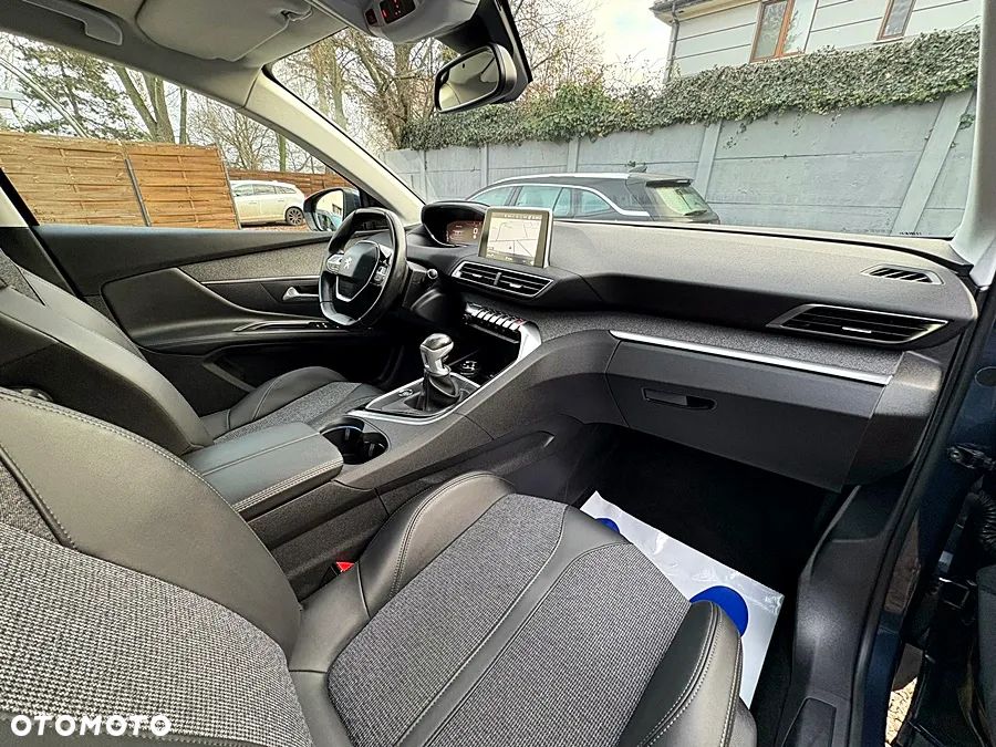 Peugeot 5008 BlueHDi 130 Allure Pack - 31