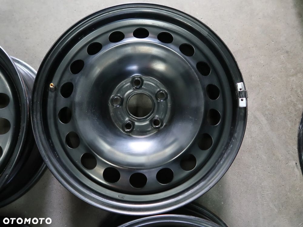 Felgi stalowe 17'' 5x112 Audi Skoda VW Seat + kołpaki - 4