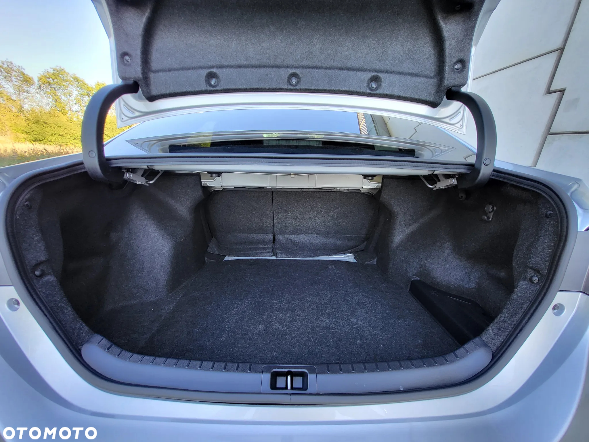Toyota Corolla - 20