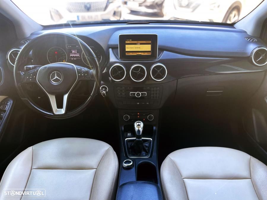 Mercedes-Benz B 180 CDI BlueEFFICIENCY - 16