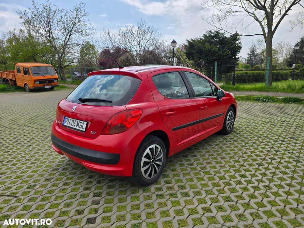 Peugeot 207 1.4HDI Trendy - 4