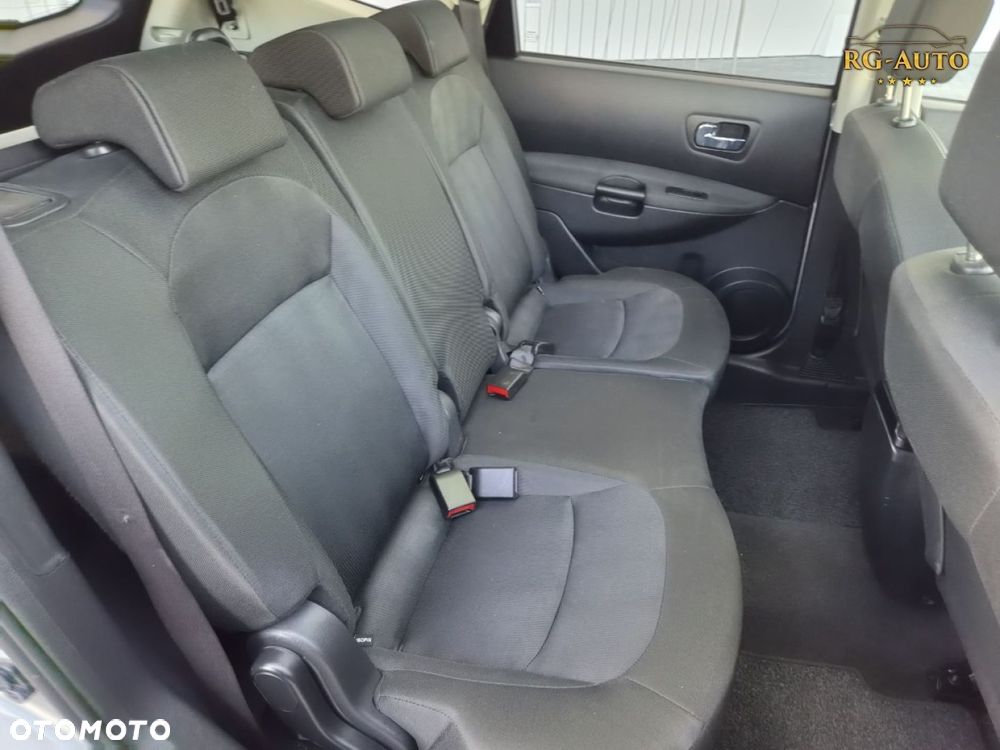 Nissan Qashqai+2 - 27