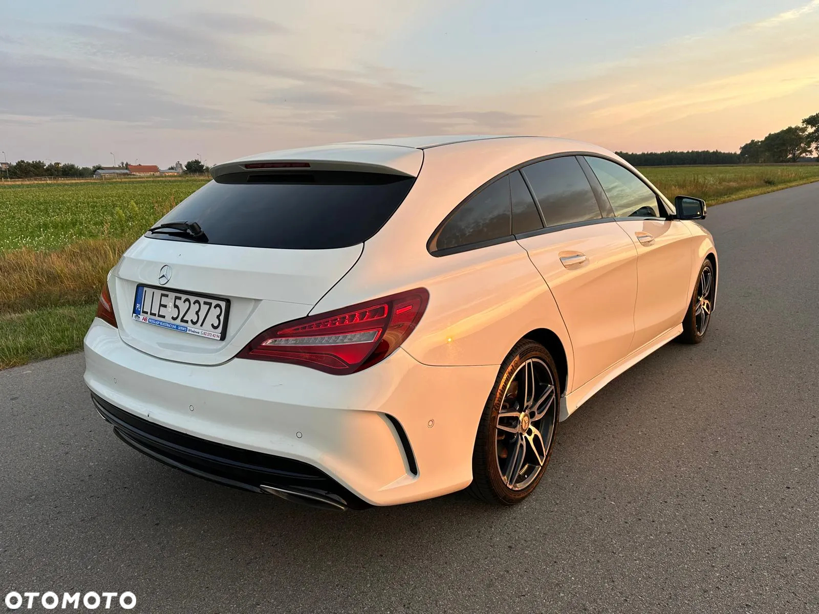 Mercedes-Benz CLA 220 4-Matic AMG Line - 15