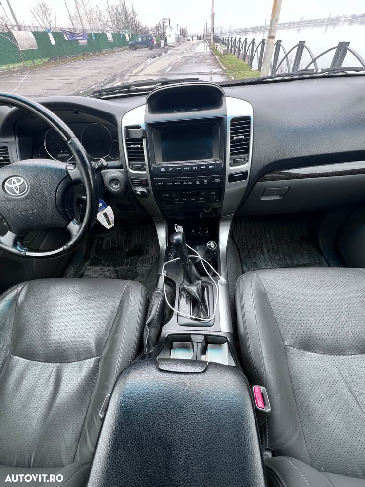Toyota Land Cruiser 3.0 TD-4D Aut Executive - 10