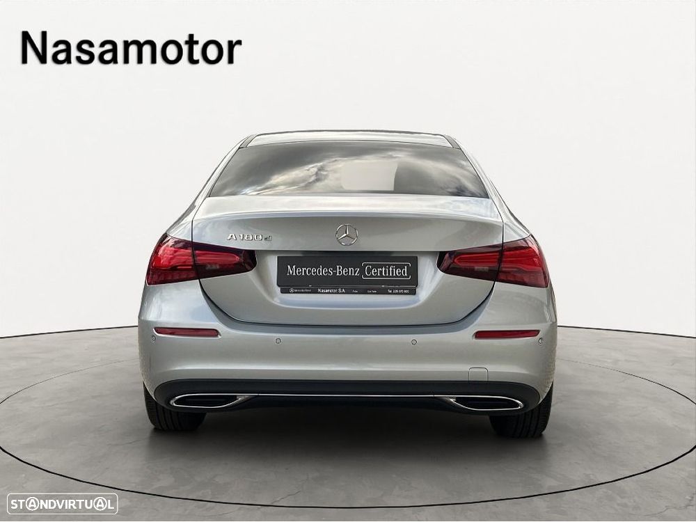 Mercedes-Benz A 180 Limousine d - 4