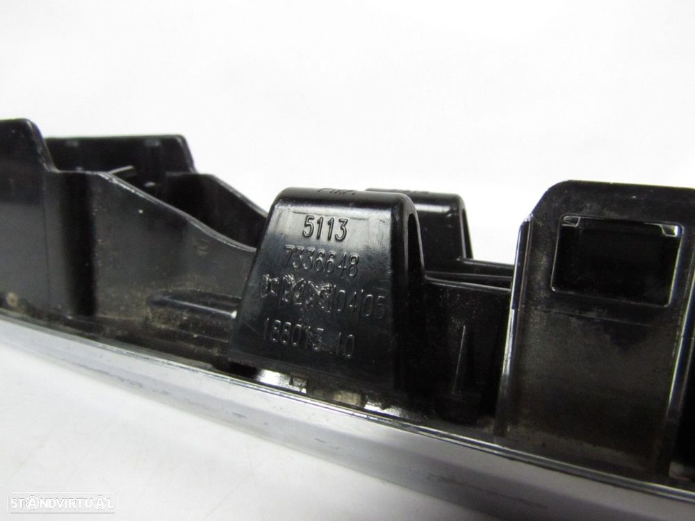 Friso guarda-lamas 2ª Fase Direito/Frente Seminovo/ Original BMW 5 (F10)/BMW 5 T... - 3