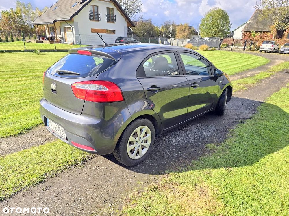 Kia Rio 1.2 M - 4