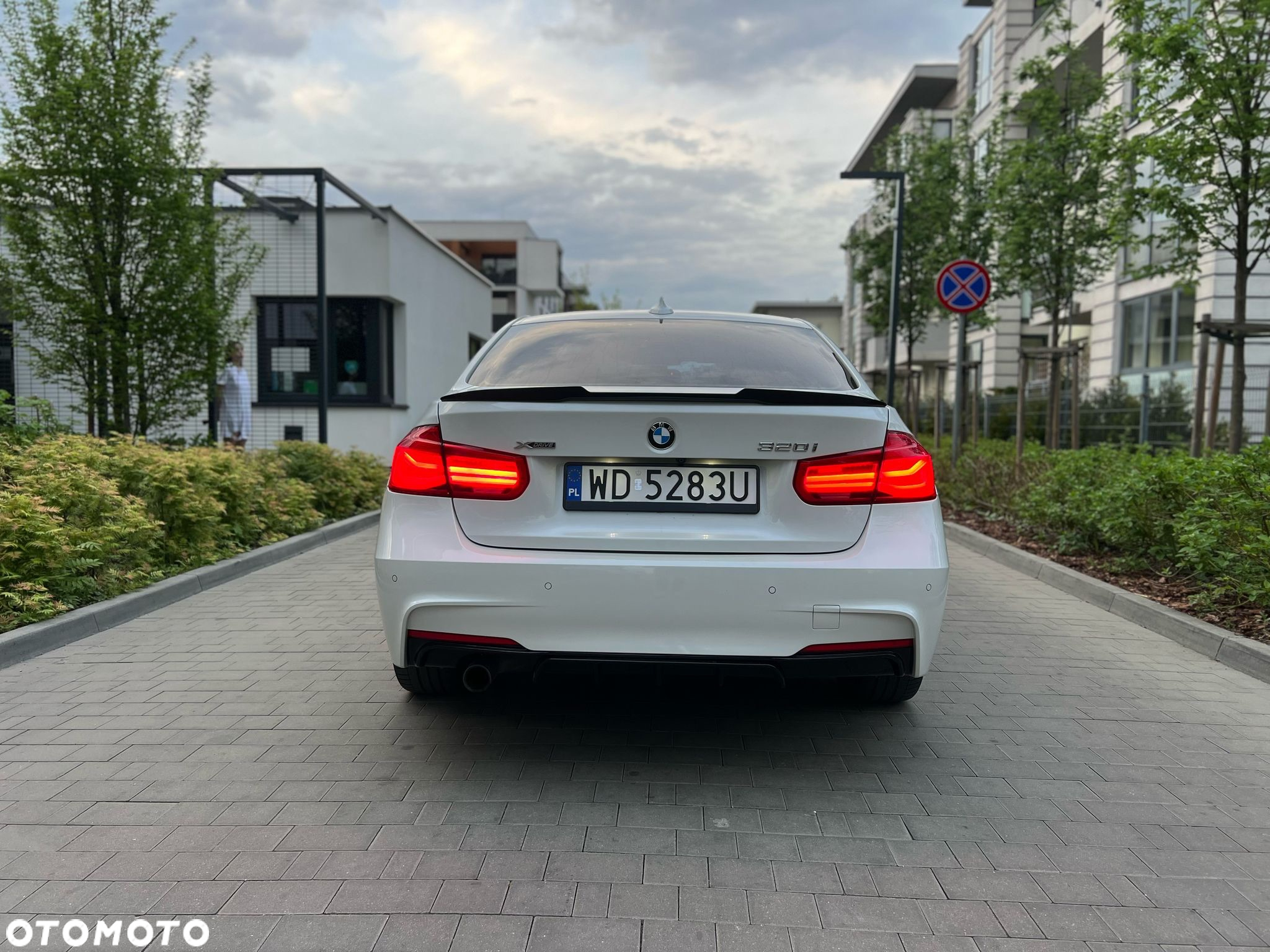 BMW Seria 3 320i - 7