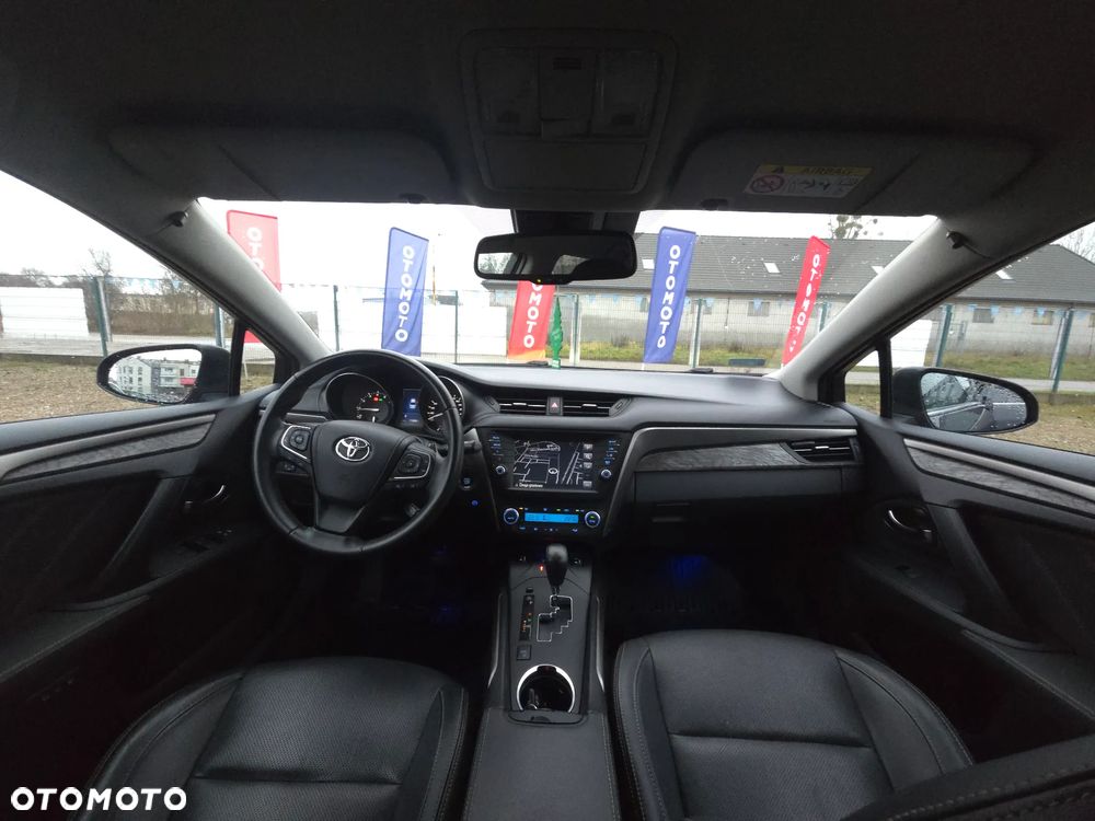 Toyota Avensis 2.0 Prestige NAVI MS - 40