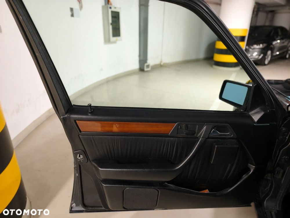 Mercedes-Benz Klasa E 320 Avantgarde - 21