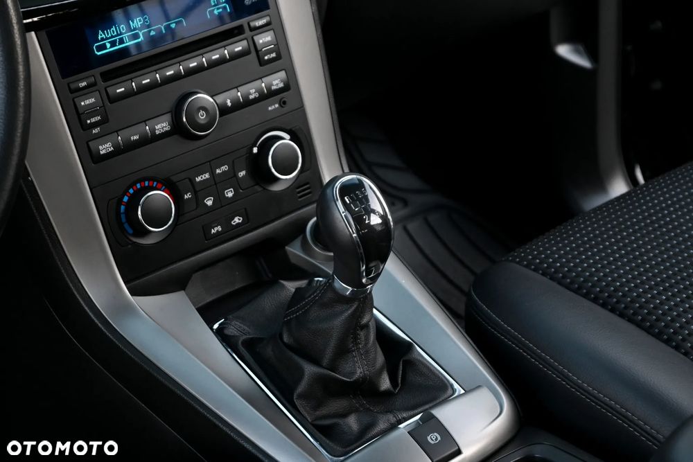 Chevrolet Captiva 2.4 LT - 30