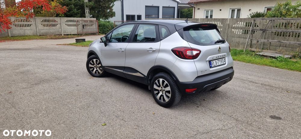 Renault Captur - 4