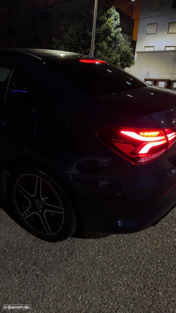 Mercedes-Benz A 250 Limousine e 8G-DCT AMG Line - 13