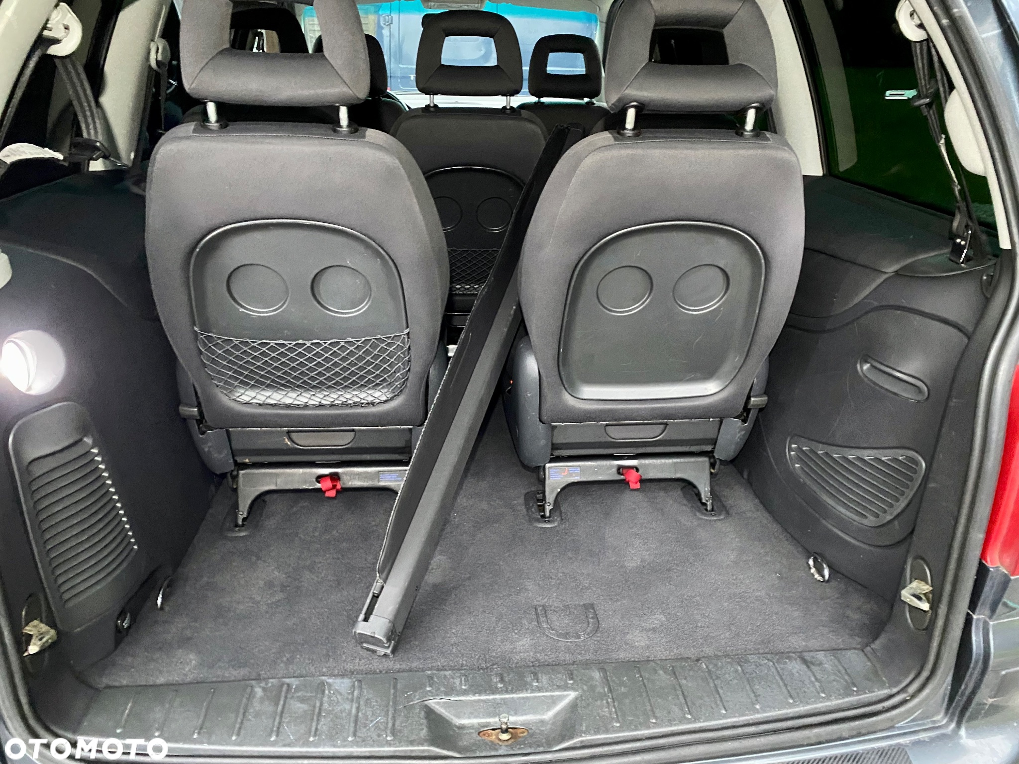 Seat Alhambra 1.9 TDI Signo - 35