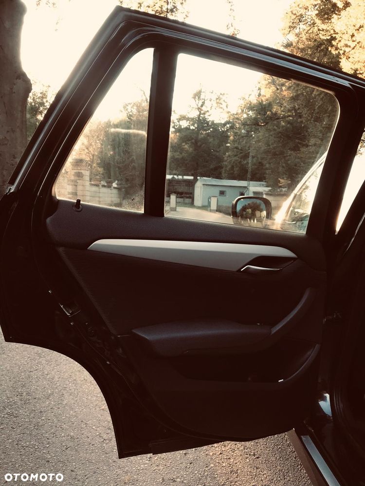 BMW X1 xDrive18d - 8