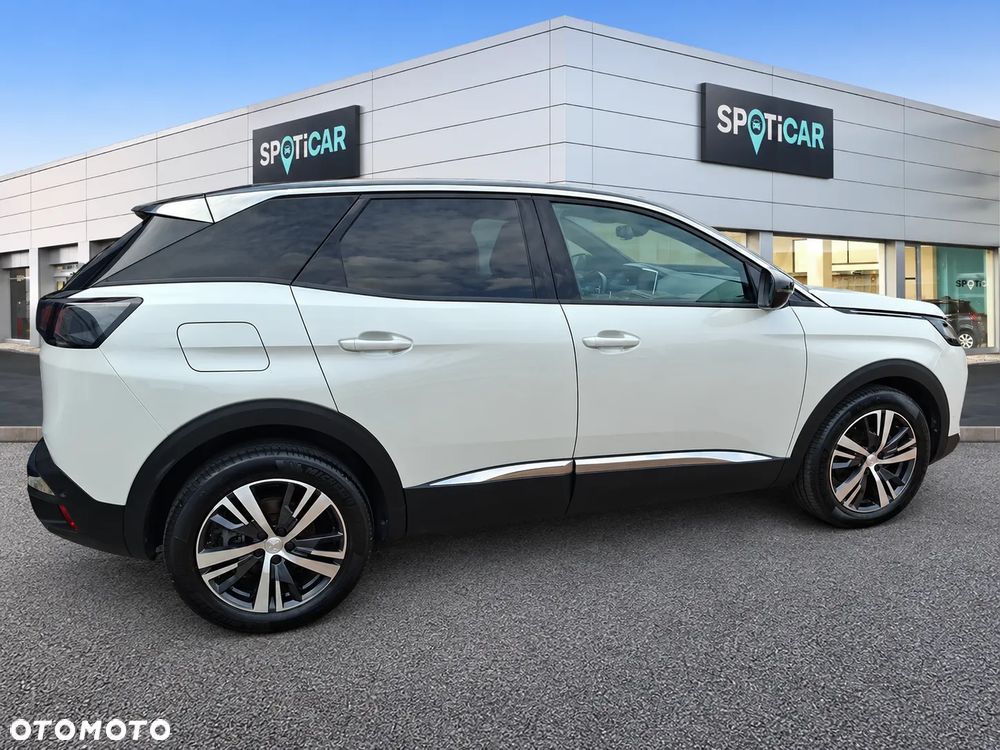 Peugeot 3008 1.2 PureTech Allure Pack S&S EAT8 - 11