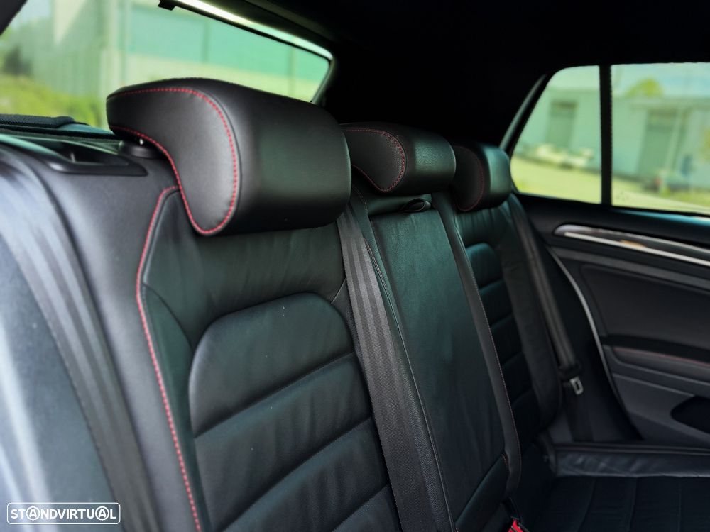 VW Golf 2.0 TSi GTi DSG Performance - 15
