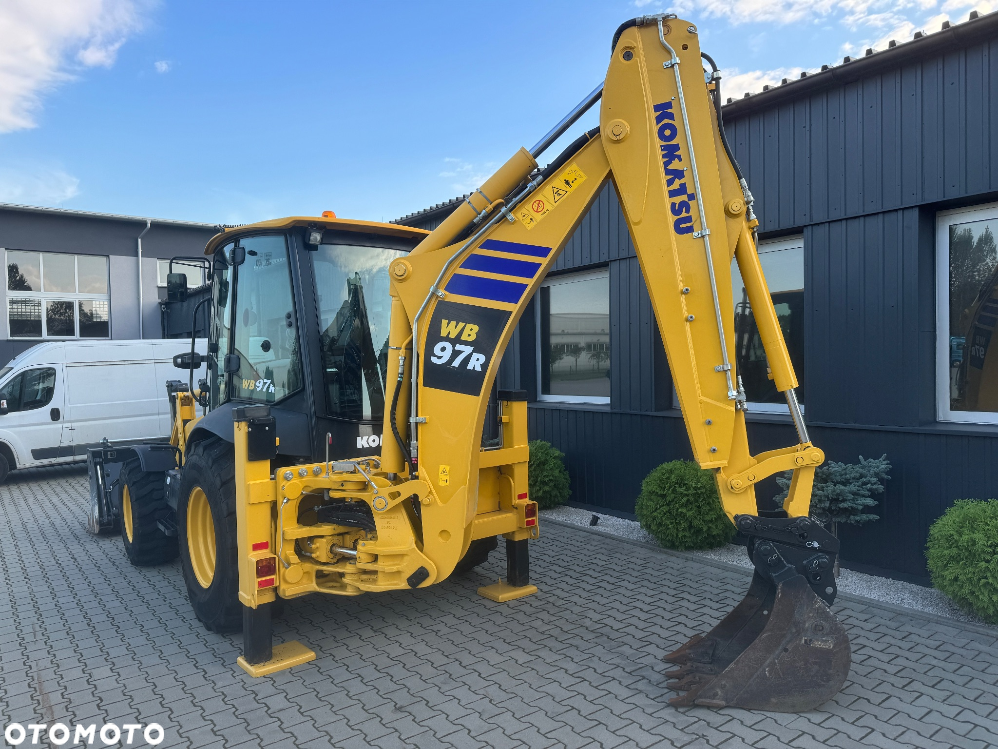 Komatsu WB 97R - 9