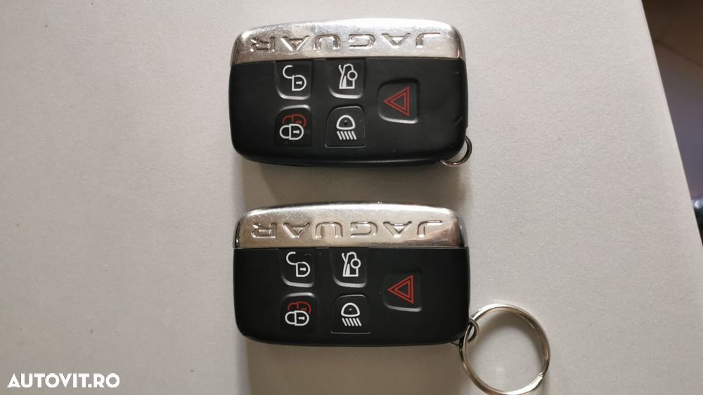 Jaguar XE 2.0 Portfolio - 13