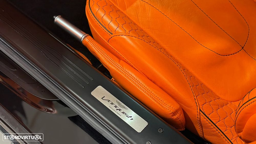 Aston Martin Vanquish Touchtronic 2 - 38