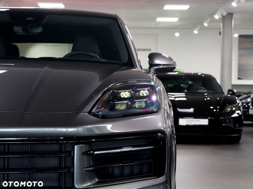 Porsche Cayenne E-Hybrid PHEV - 9