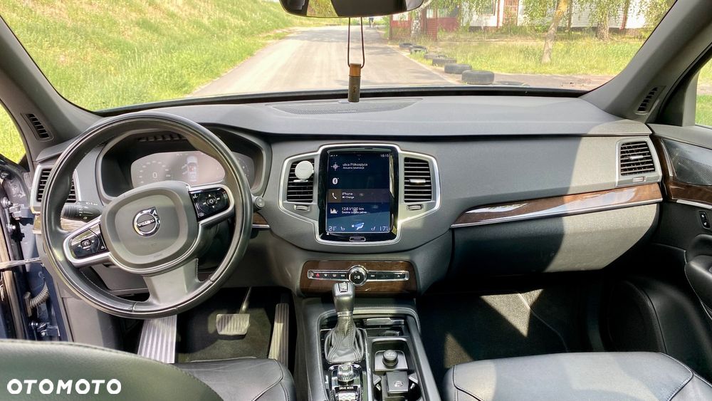 Volvo XC 90 T5 AWD Momentum 7os - 16