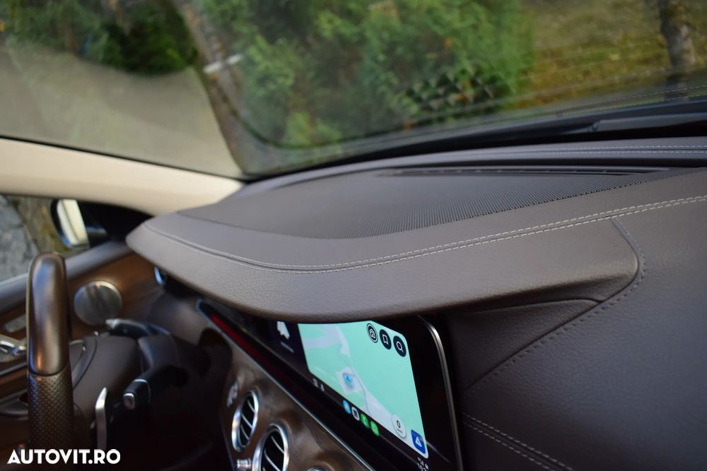 Mercedes-Benz E 220 d 4MATIC Aut. - 24