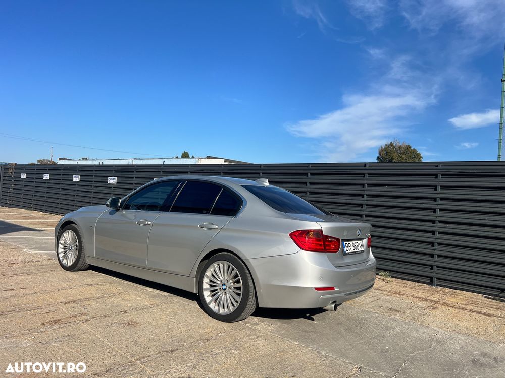 BMW Seria 3 320d - 4