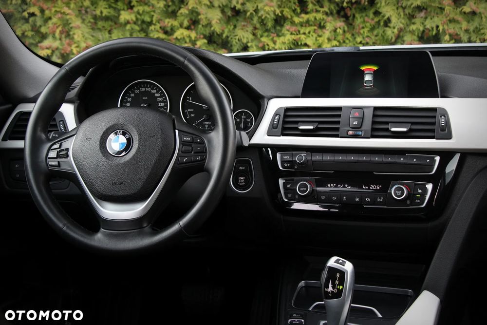 BMW 3GT 318d Advantage - 19