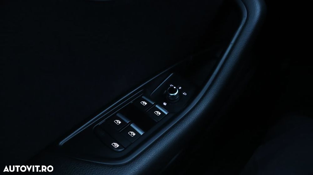 Audi A4 Avant 2.0 TDI S tronic Sport - 28