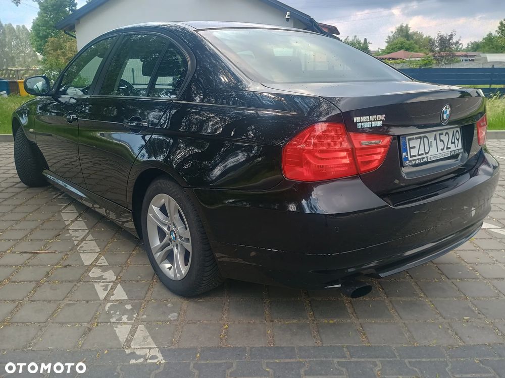 BMW Seria 3 318i - 7