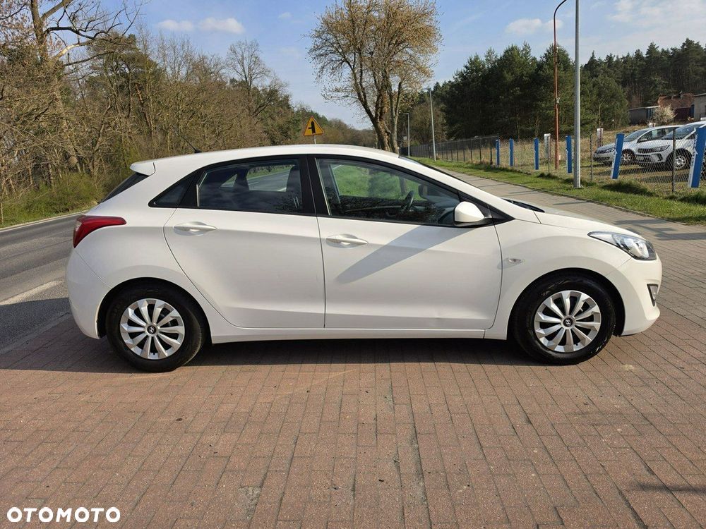 Hyundai i30 1.4 Style - 9