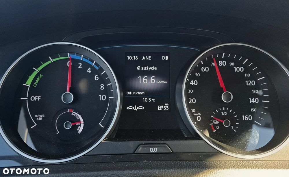 Volkswagen Golf - 17
