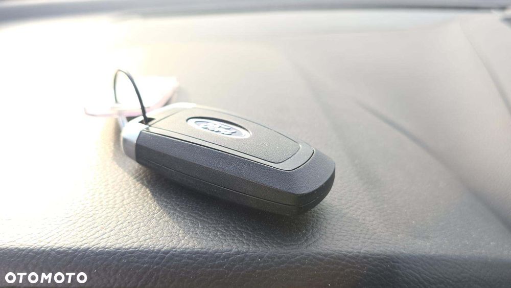 Ford Edge - 13