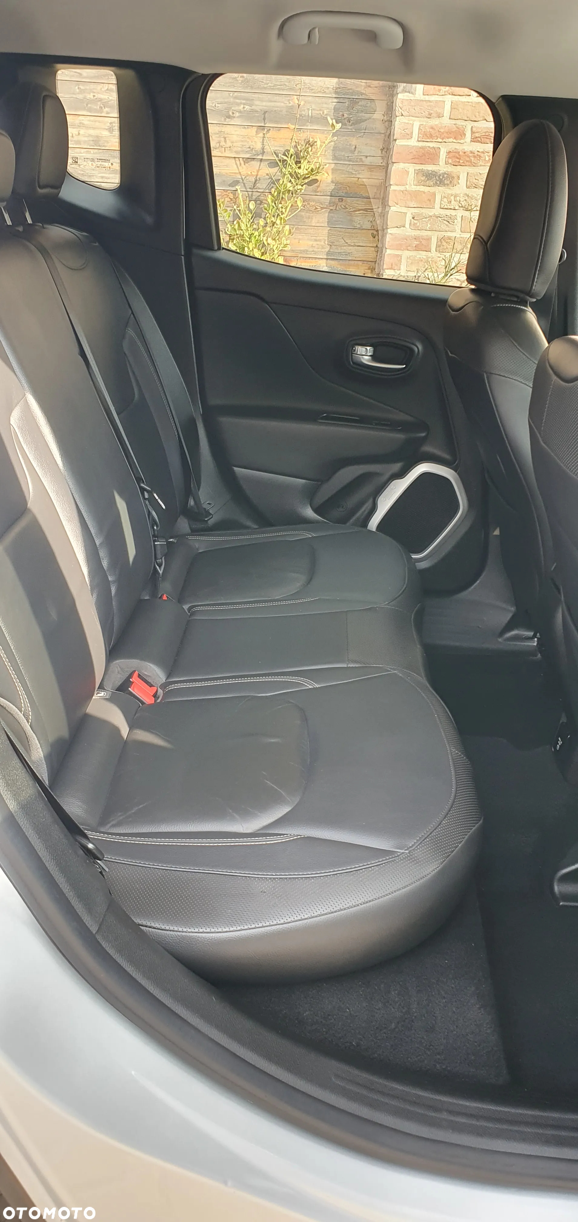 Jeep Renegade - 15