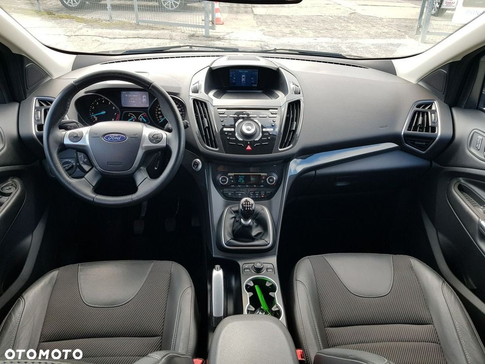 Ford Kuga 1.6 EcoBoost 2x4 Titanium - 12