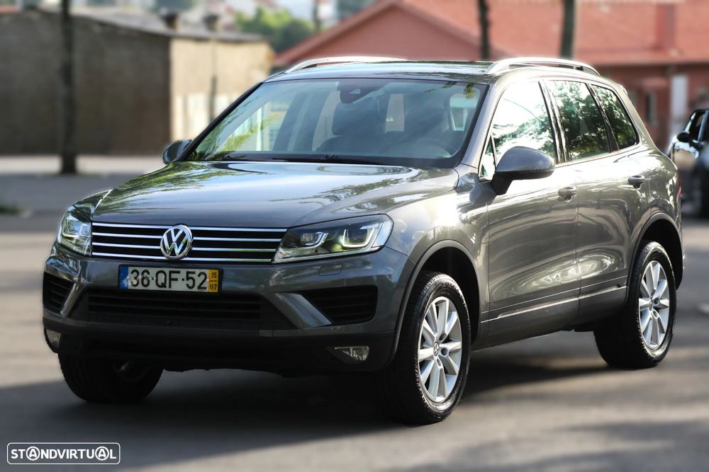 VW Touareg 3.0 TDI V6 - 3