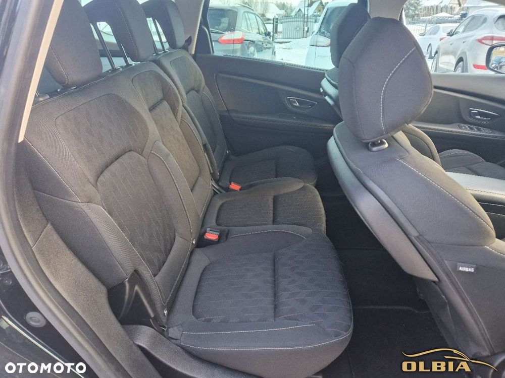 Renault Grand Scenic - 8