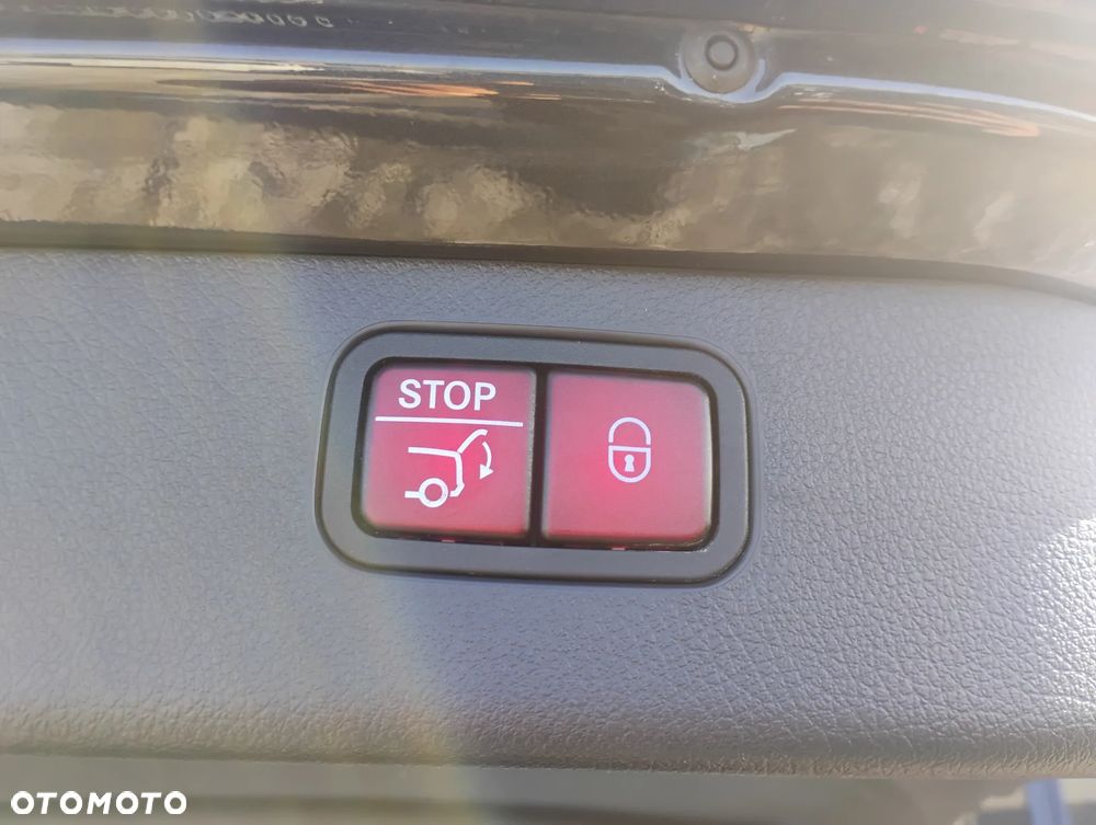 Mercedes-Benz Klasa C 220 d mHEV 4-Matic All-Terrain Avantgarde - 14