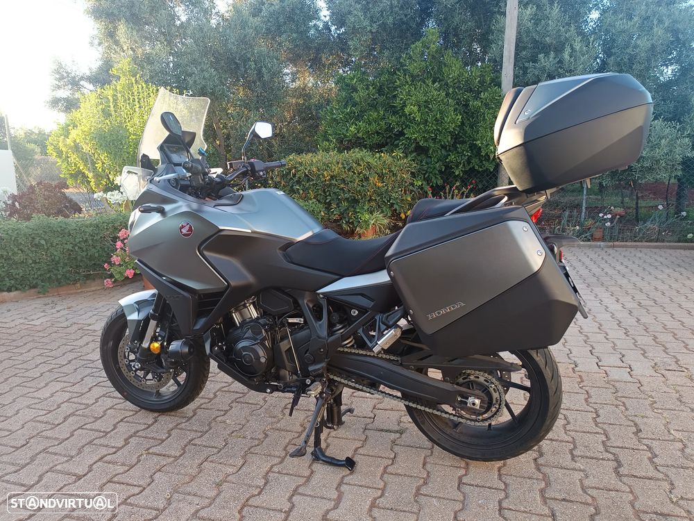 Honda NT 1100 - 3