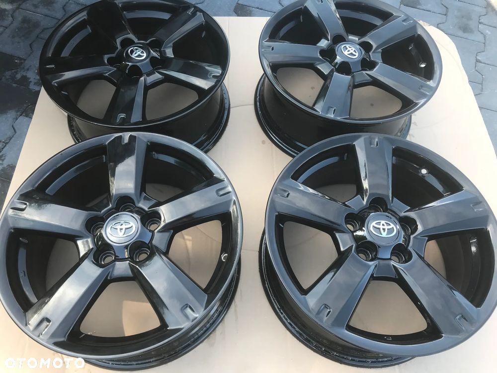 Felgi Toyota Rav4 7x17 5x114,3 ET45 - 2