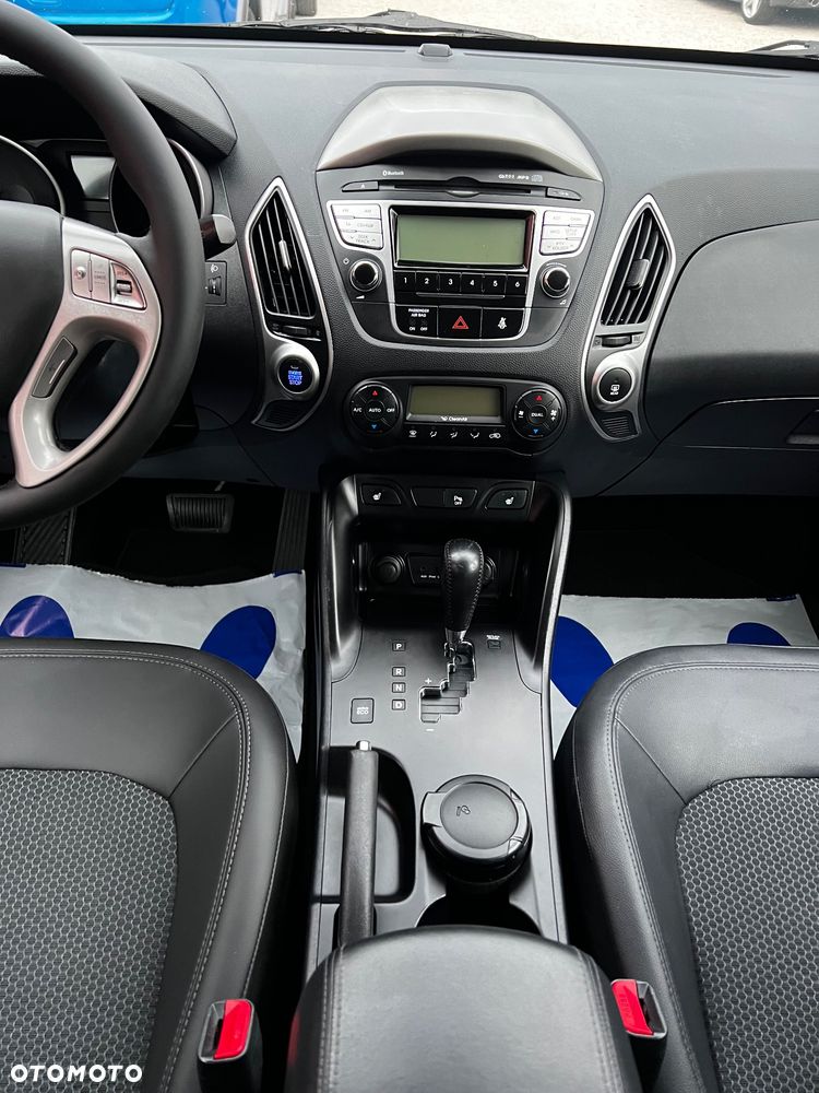 Hyundai ix35 2.0 CRDi 4WD Automatik Premium - 16