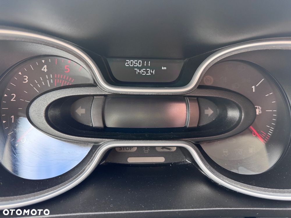 Renault Trafic - 21