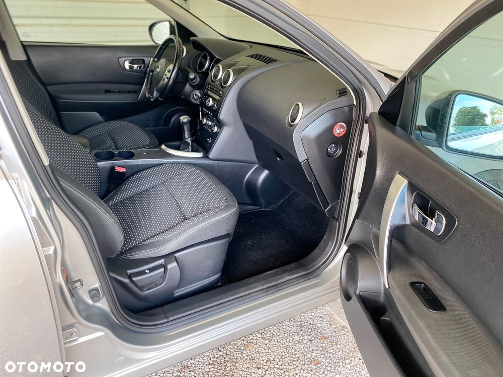 Nissan Qashqai 1.6 I-Way - 11