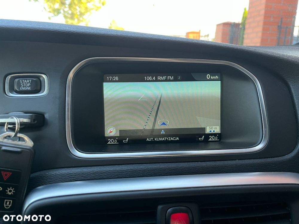 Volvo V40 D2 Inscription - 13