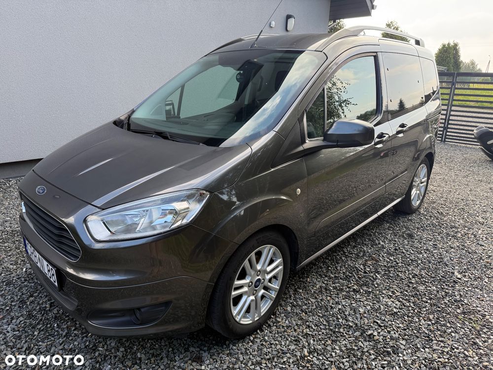 Ford Tourneo Courier 1.0 EcoBoost Titanium - 9