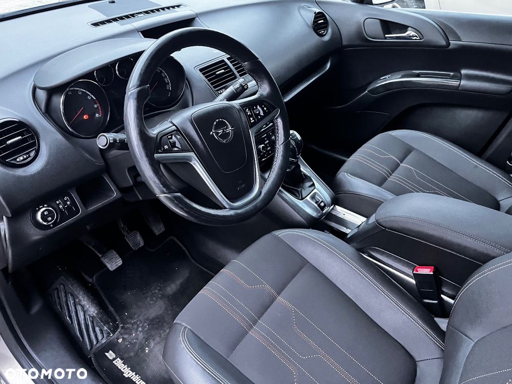 Opel Meriva - 10