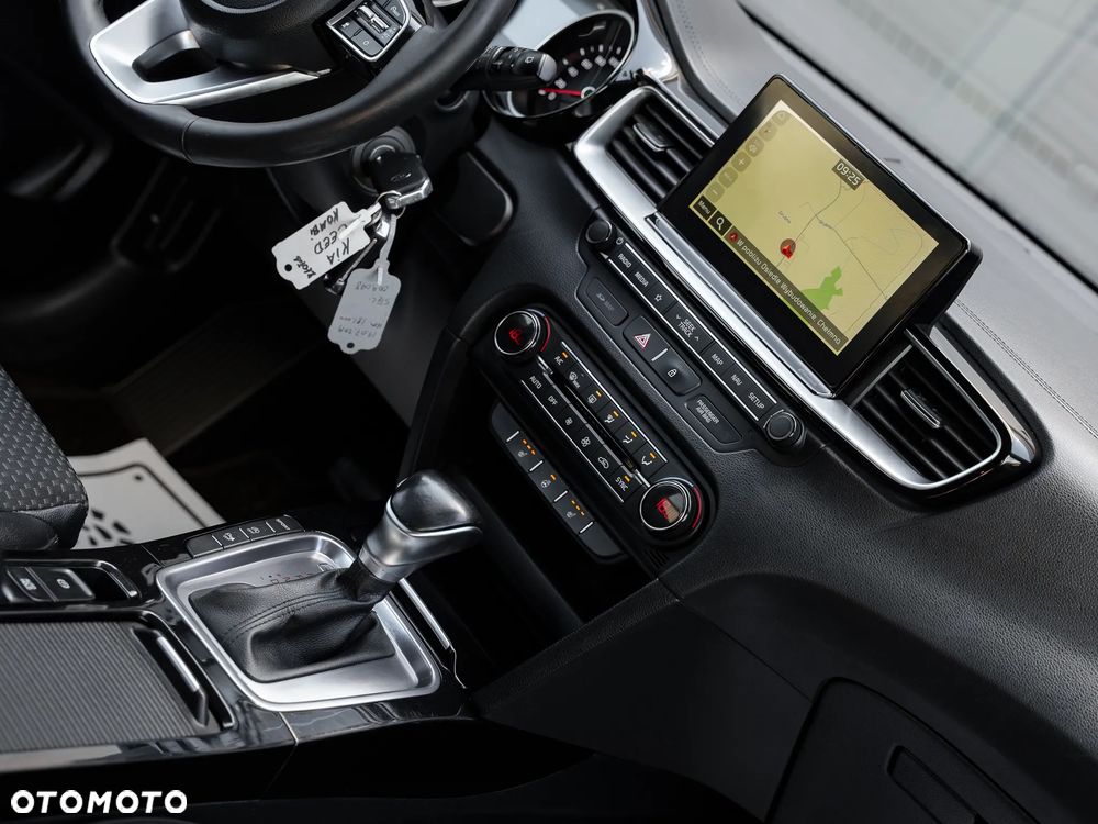 Kia Ceed 1.6 CRDi DCT Platinum Edition - 20